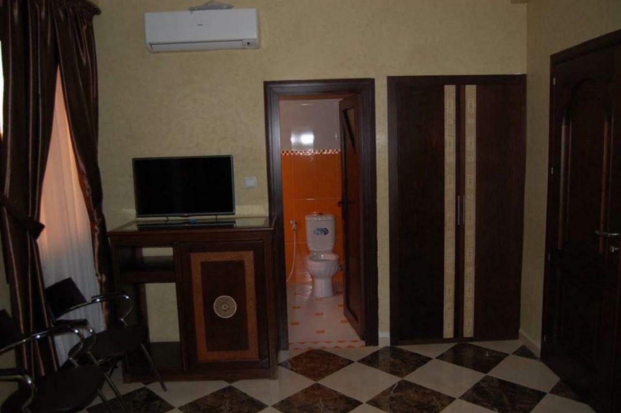 Hotel Amoudou فندق أمودو Tiznit Eksteriør billede